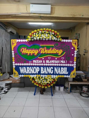 Papan Bunga di Sudimara Selatan
